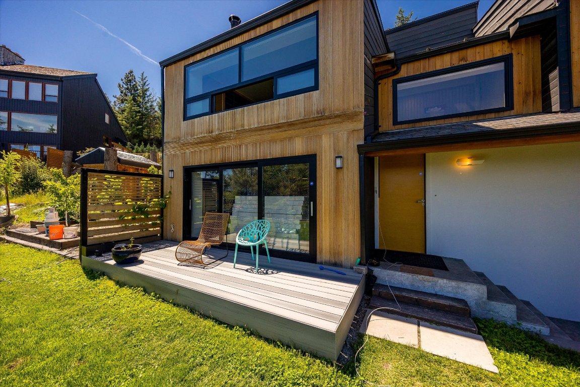 









1632


Griffiths

Place,
West Kelowna,




BC
V1Z 2T7

