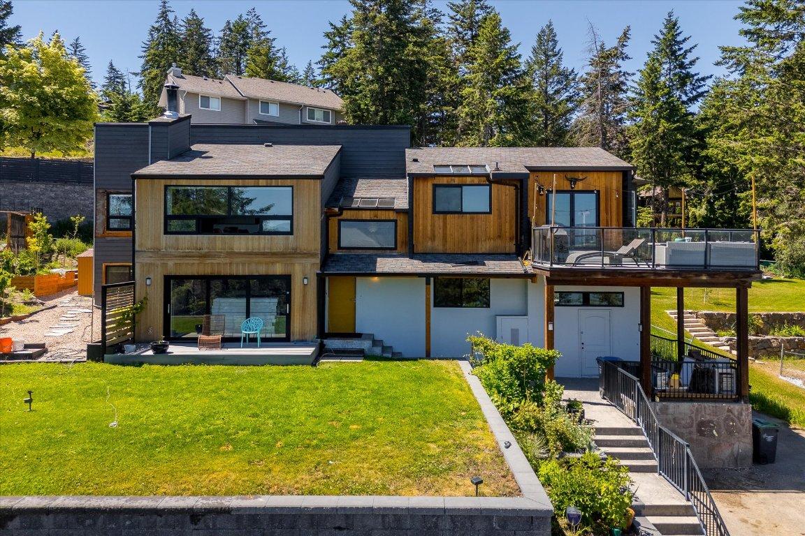 









1632


Griffiths

Place,
West Kelowna,




BC
V1Z 2T7


