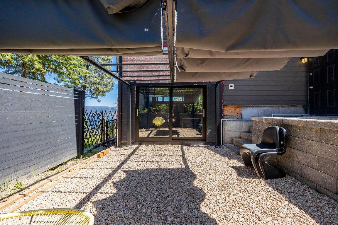 









1632


Griffiths

Place,
West Kelowna,




BC
V1Z 2T7

