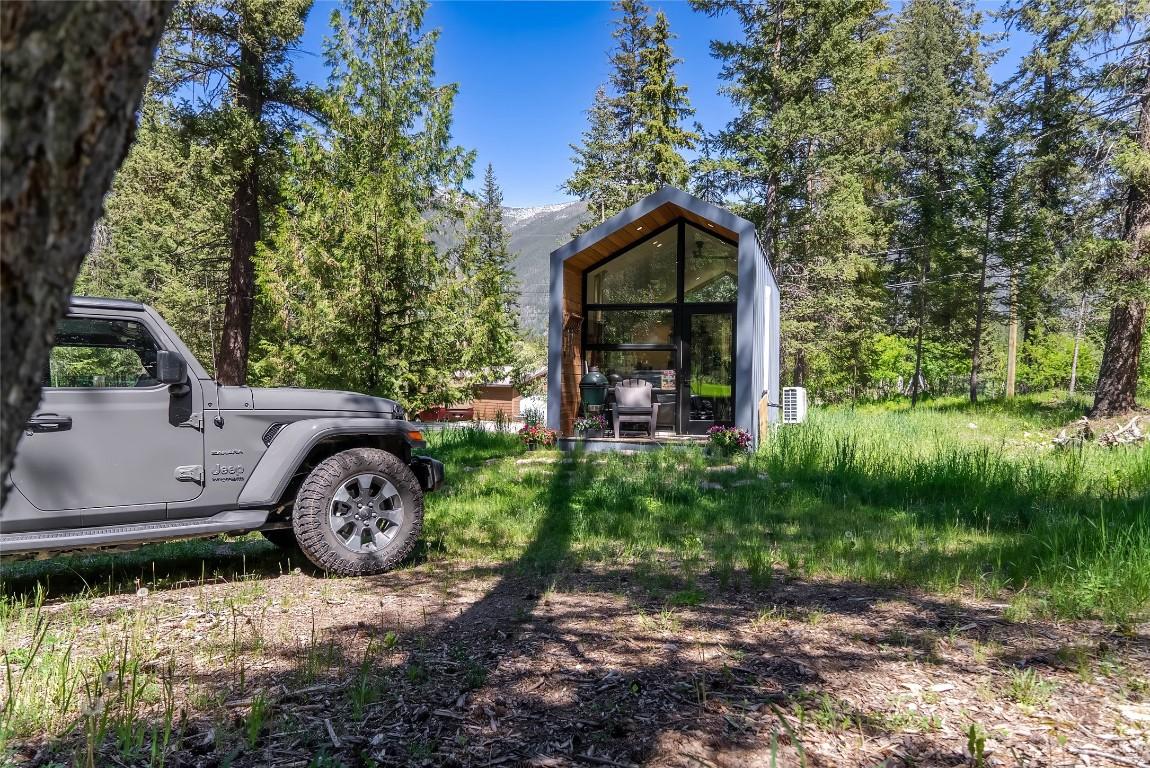 









6721


Audia

Road,
Jaffray,







BC
V0B 1T0

