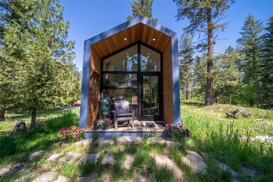 









6721


Audia

Road,
Jaffray,







BC
V0B 1T0

