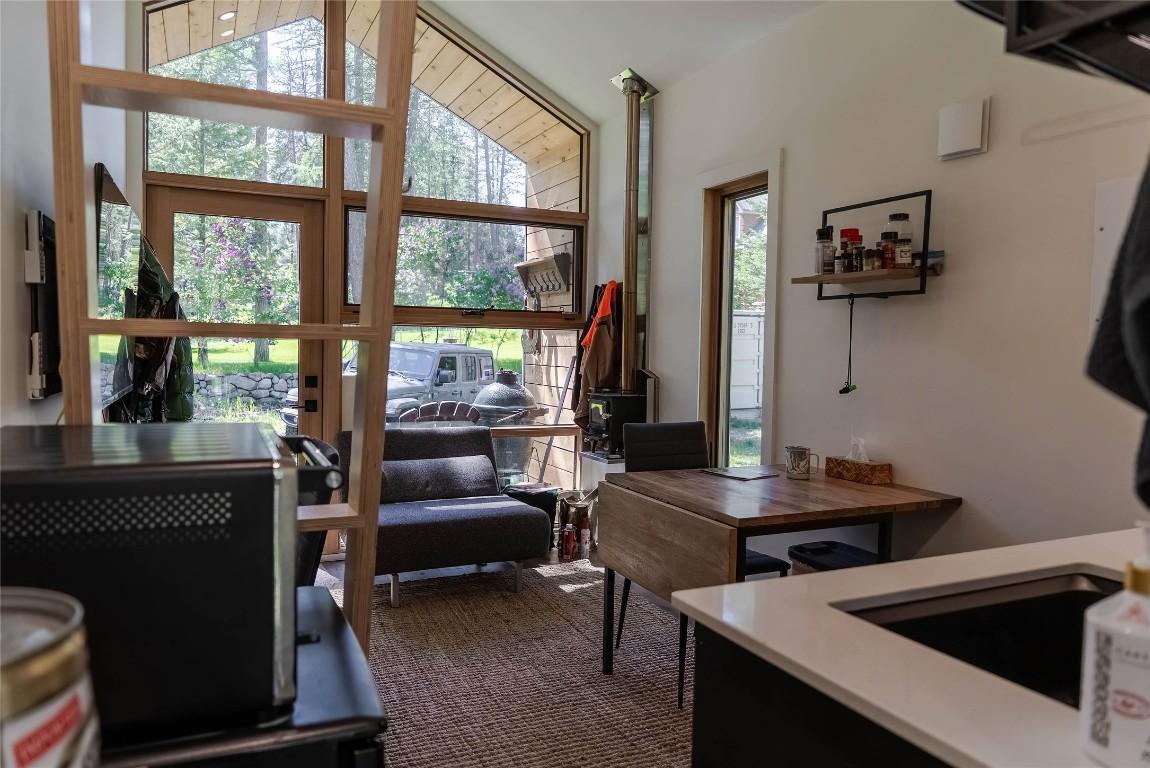 









6721


Audia

Road,
Jaffray,







BC
V0B 1T0

