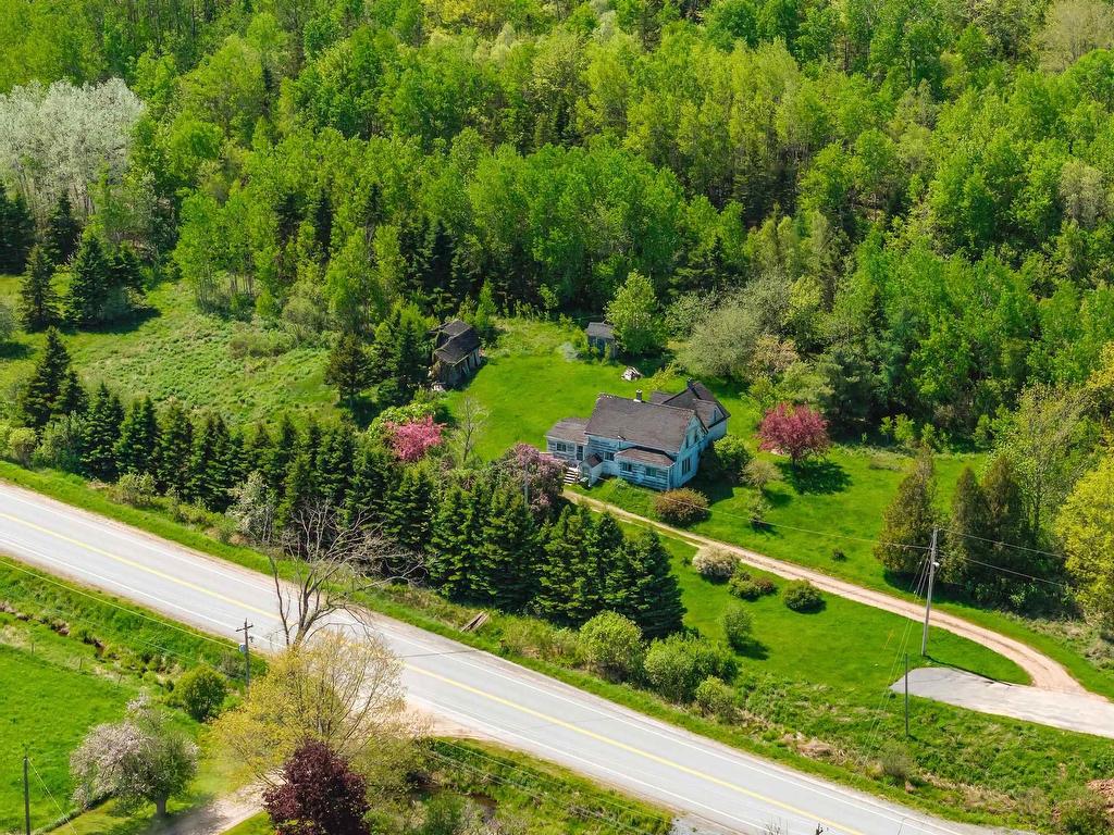 












2 George Street Extension

,
Stewiacke,




NS
B0N 1J0

