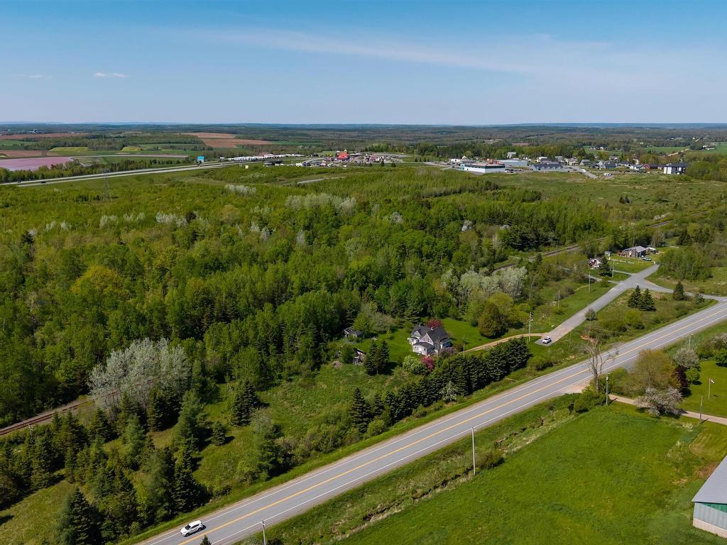 












2 George Street

,
Stewiacke,







NS
B0N 1J0


