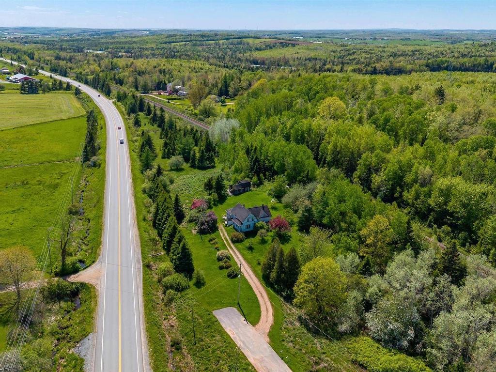 












2 George Street

,
Stewiacke,







NS
B0N 1J0

