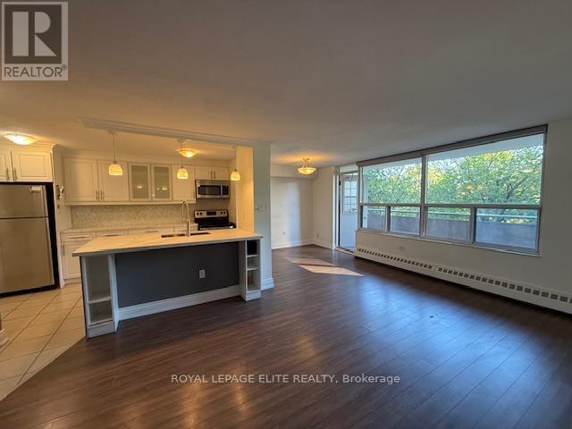 












310 - 3120 KIRWIN AVENUE

,
Mississauga,




Ontario
L5A3R2

