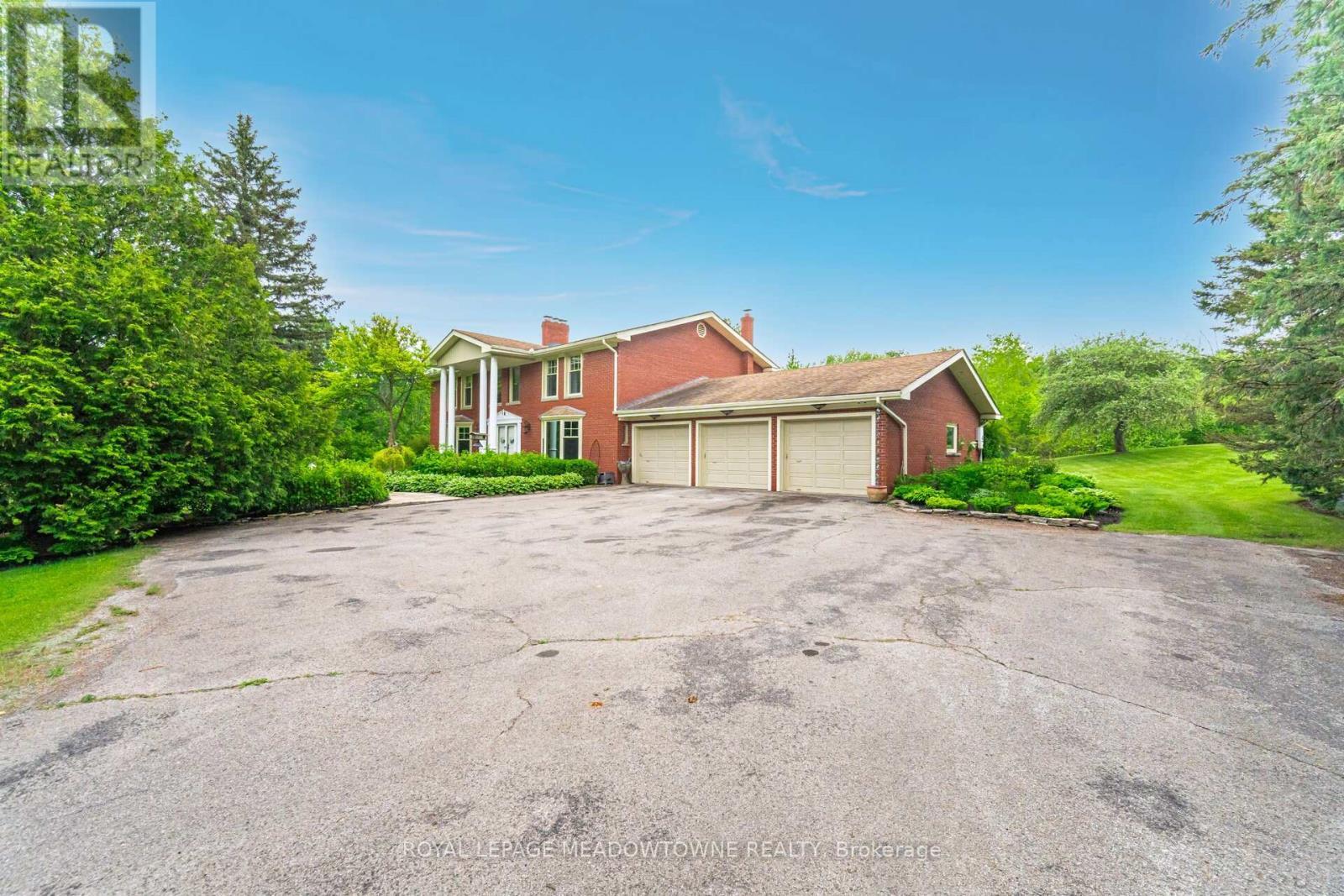 












11302 REGIONAL 25 ROAD

,
Halton Hills,




Ontario
L7J2M1

