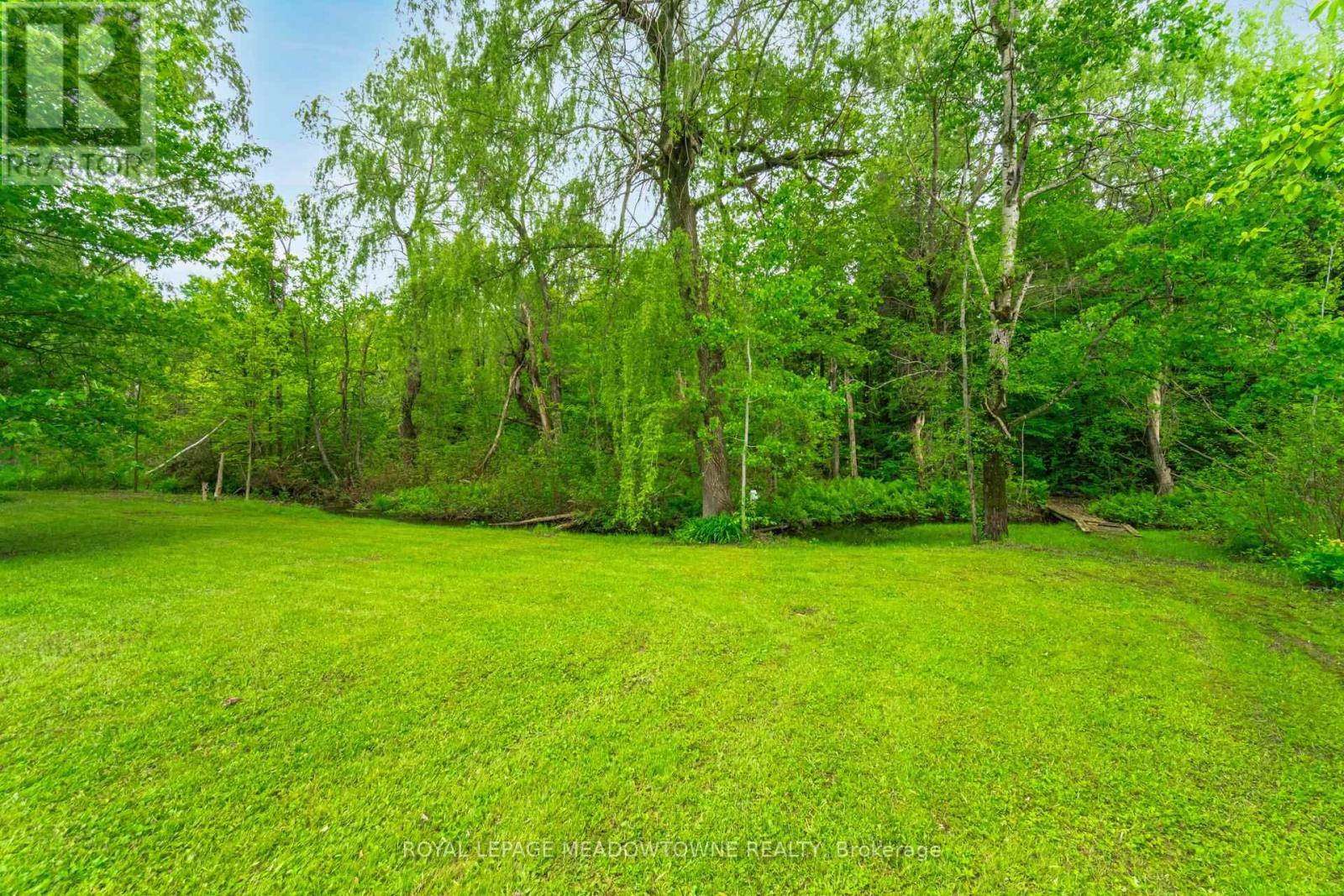 












11302 REGIONAL 25 ROAD

,
Halton Hills,




Ontario
L7J2M1

