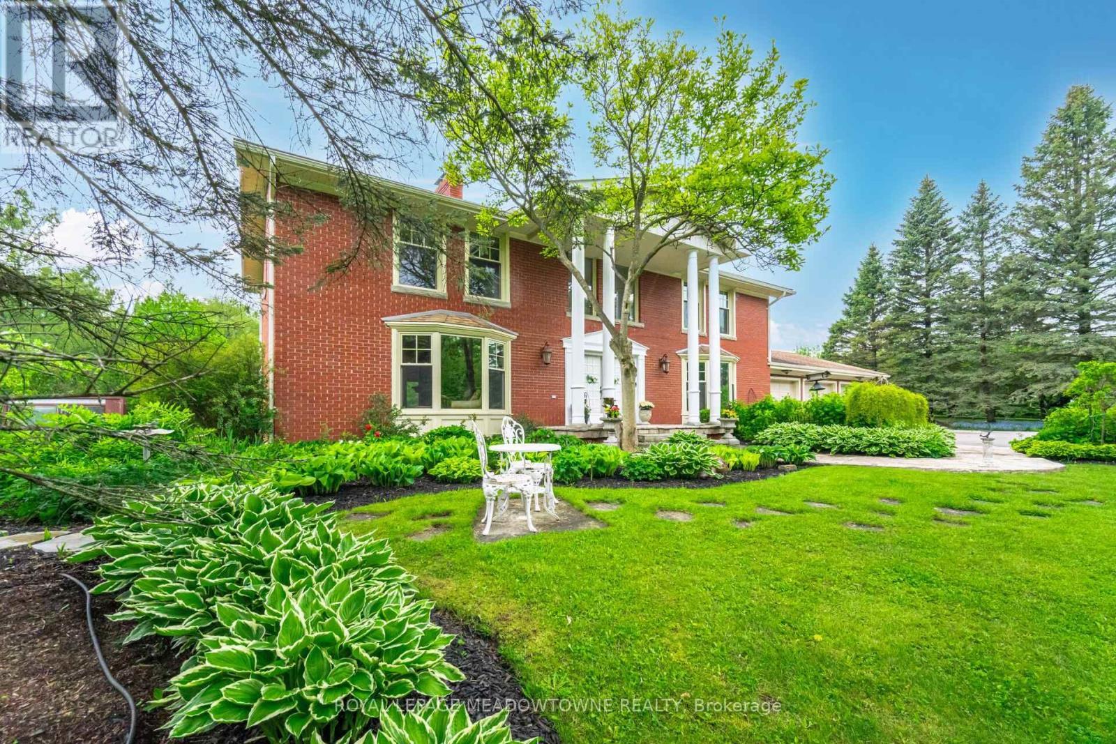 












11302 REGIONAL 25 ROAD

,
Halton Hills,




Ontario
L7J2M1

