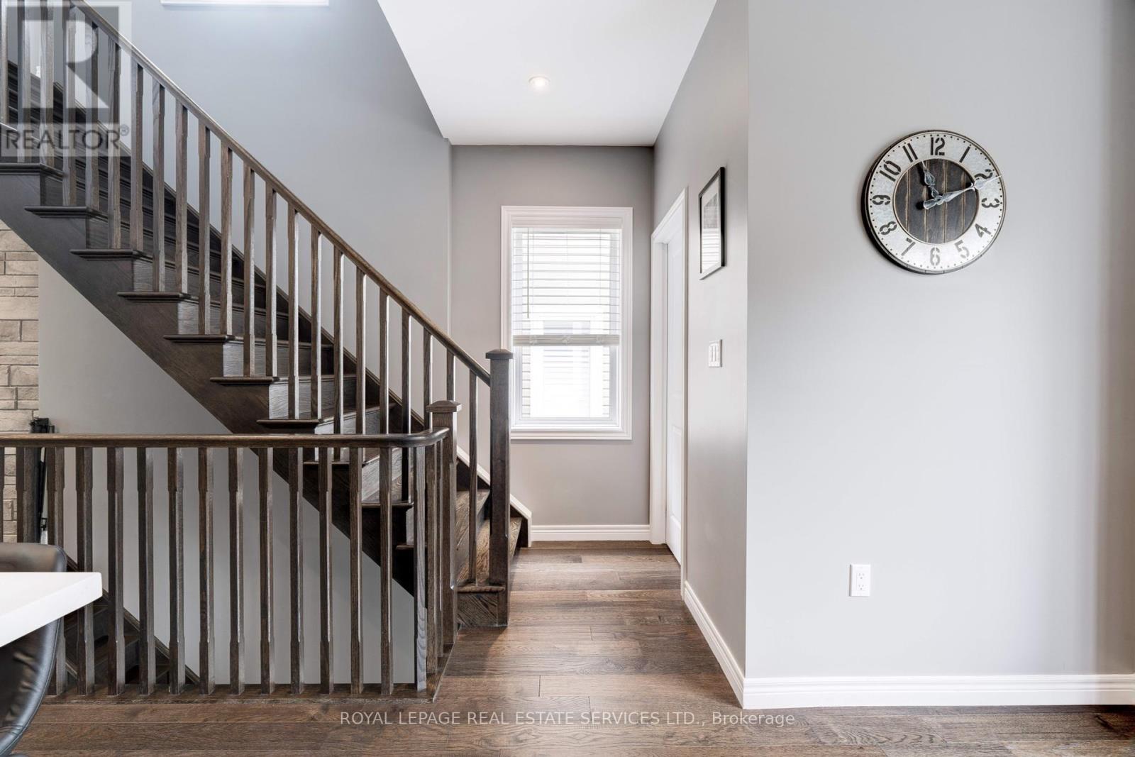 












17 - 122 DUNDAS STREET E

,
Hamilton,




Ontario
L9H7N3

