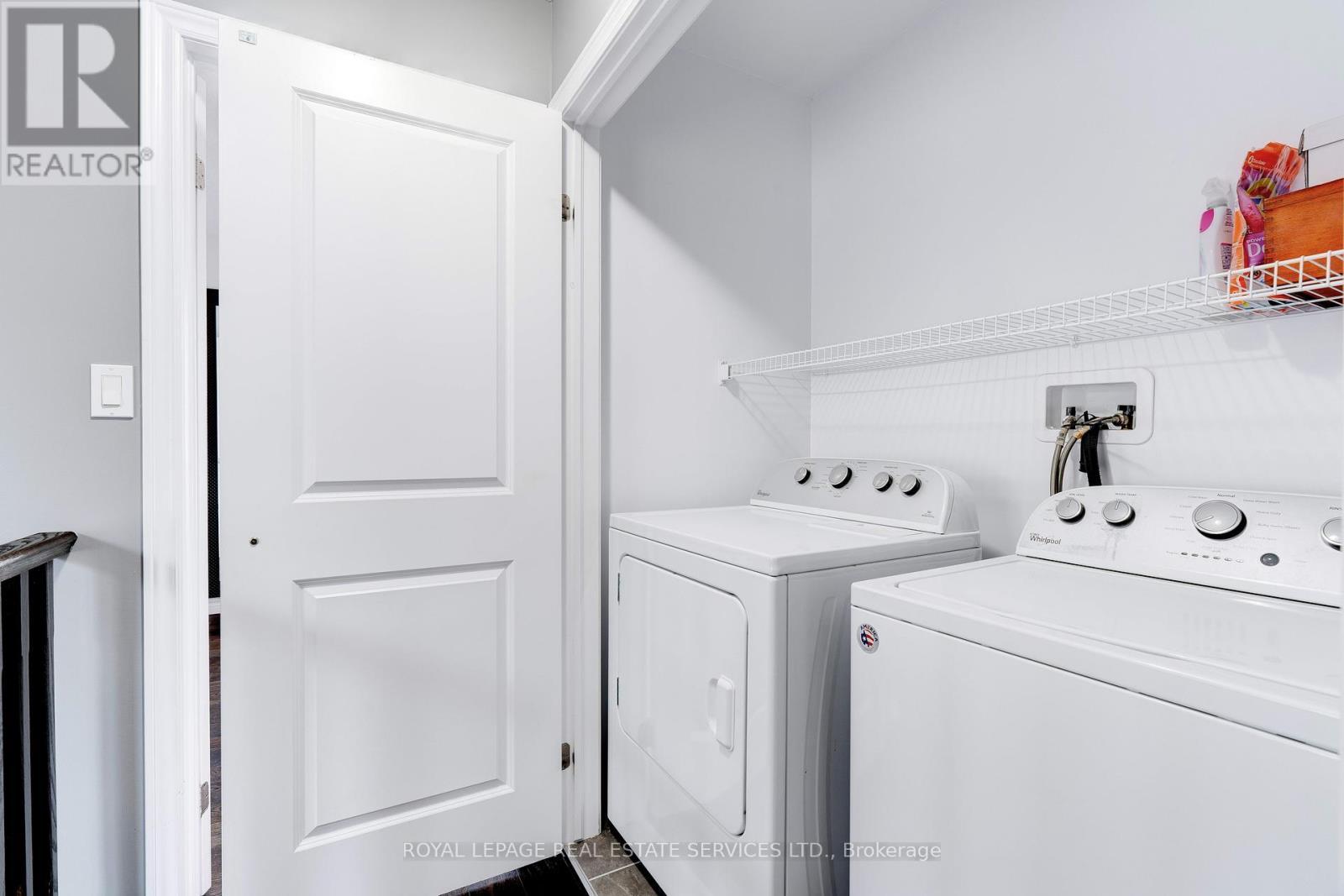 












17 - 122 DUNDAS STREET E

,
Hamilton,




Ontario
L9H7N3

