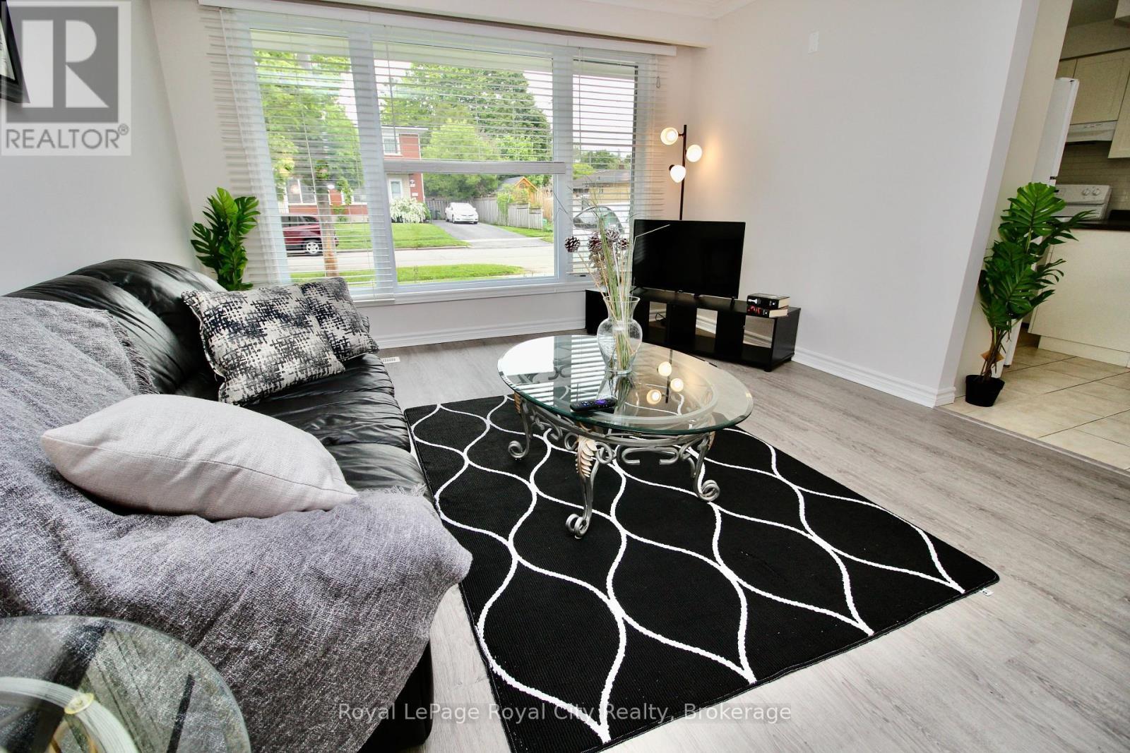 












188 ALMA STREET N

,
Guelph (Junction/Onward Willow),




Ontario
N1H5X5

