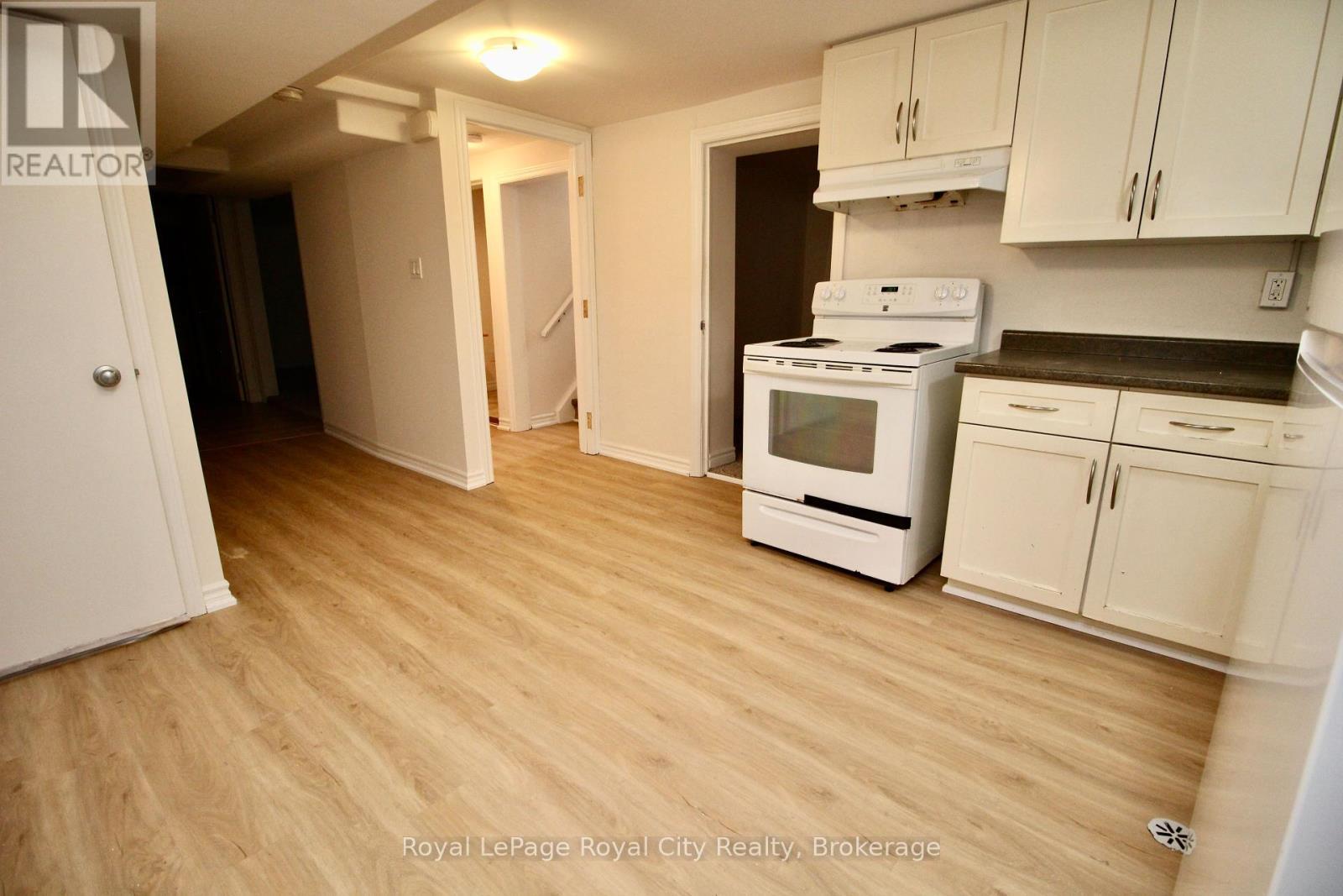 












188 ALMA STREET N

,
Guelph (Junction/Onward Willow),




Ontario
N1H5X5

