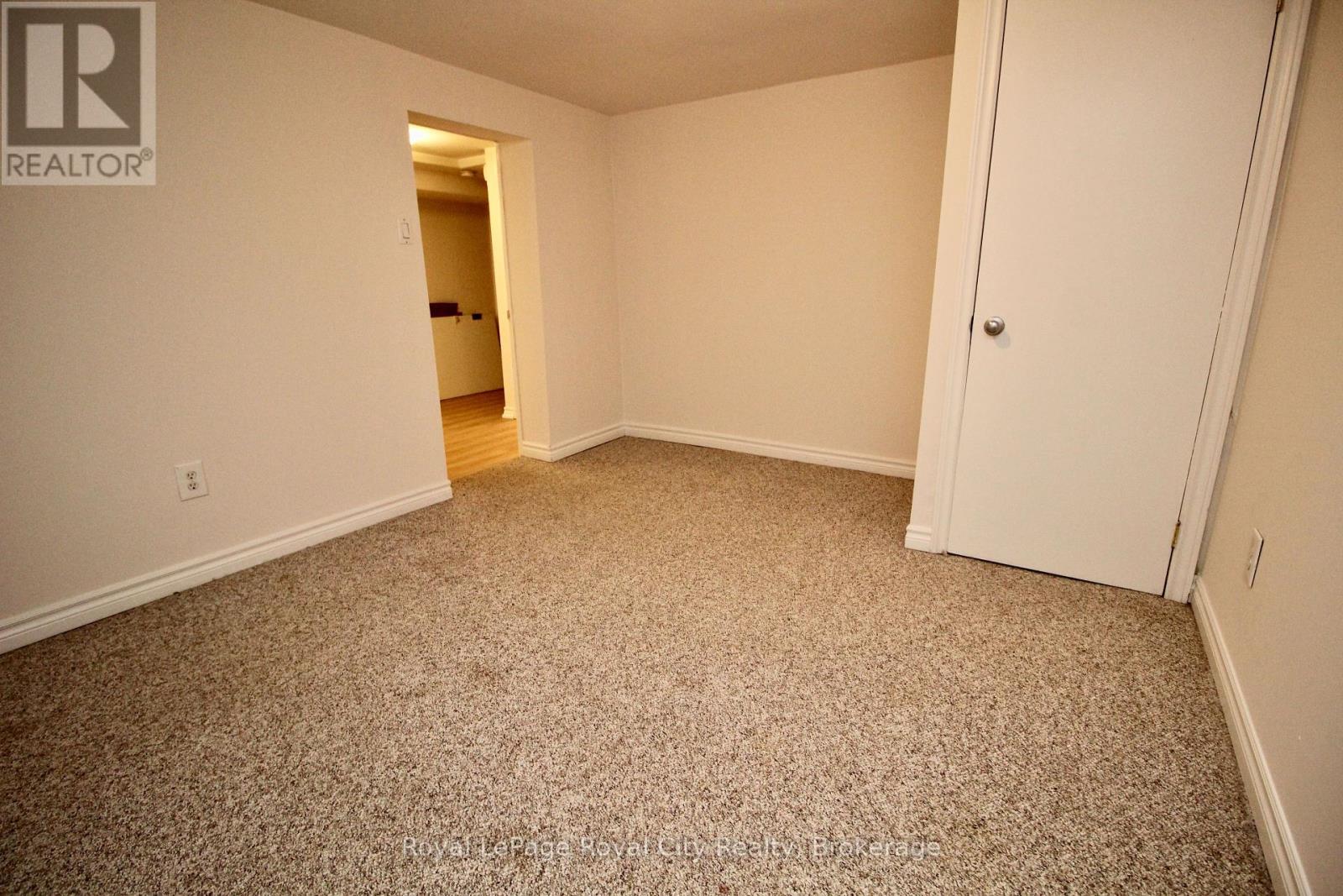 












188 ALMA STREET N

,
Guelph (Junction/Onward Willow),




Ontario
N1H5X5

