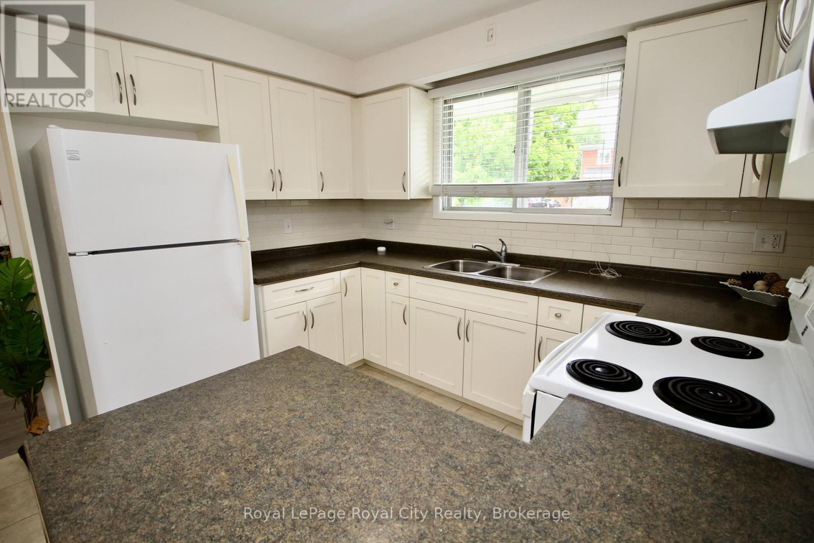 












188 ALMA STREET N

,
Guelph (Junction/Onward Willow),




Ontario
N1H5X5

