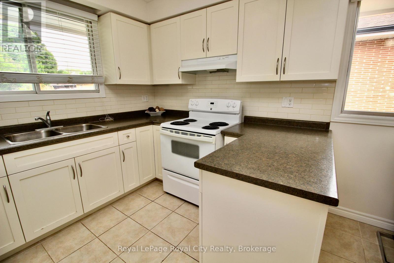 












188 ALMA STREET N

,
Guelph (Junction/Onward Willow),




Ontario
N1H5X5

