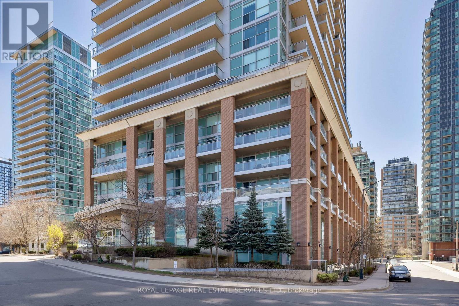 












1203 - 100 WESTERN BATTERY ROAD

,
Toronto,




Ontario
M6K3S2

