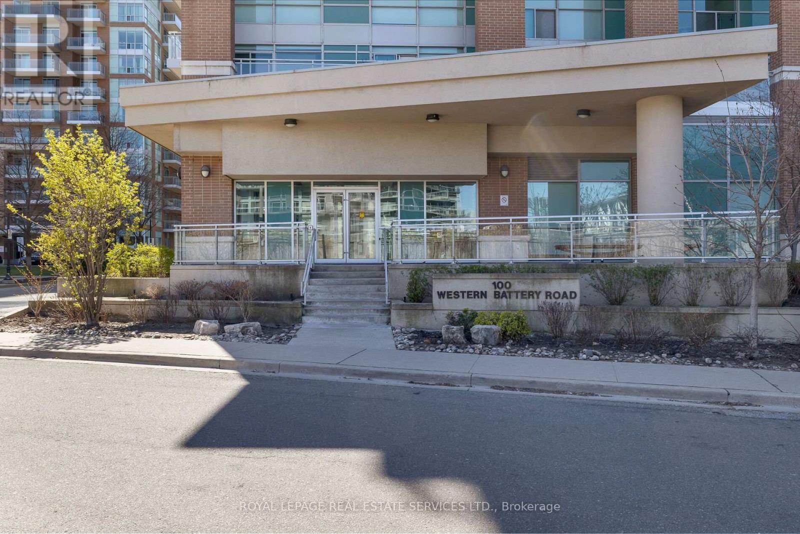 












1203 - 100 WESTERN BATTERY ROAD

,
Toronto,




Ontario
M6K3S2

