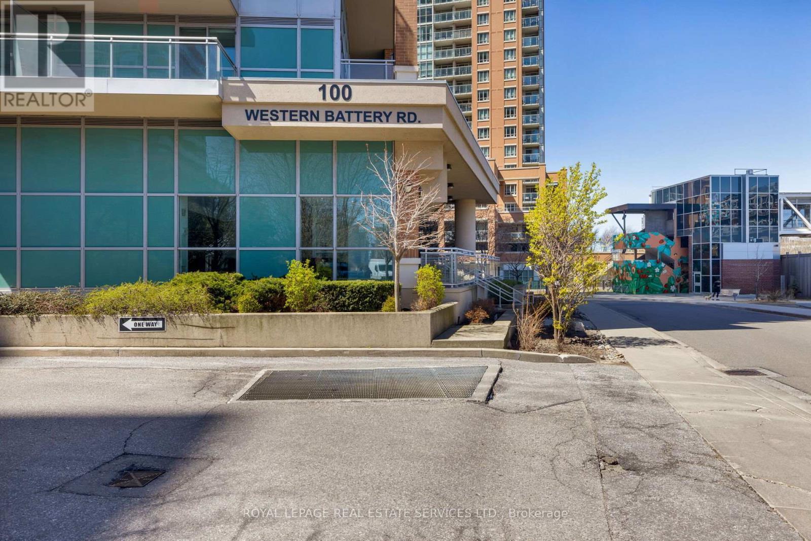 












1203 - 100 WESTERN BATTERY ROAD

,
Toronto,




Ontario
M6K3S2

