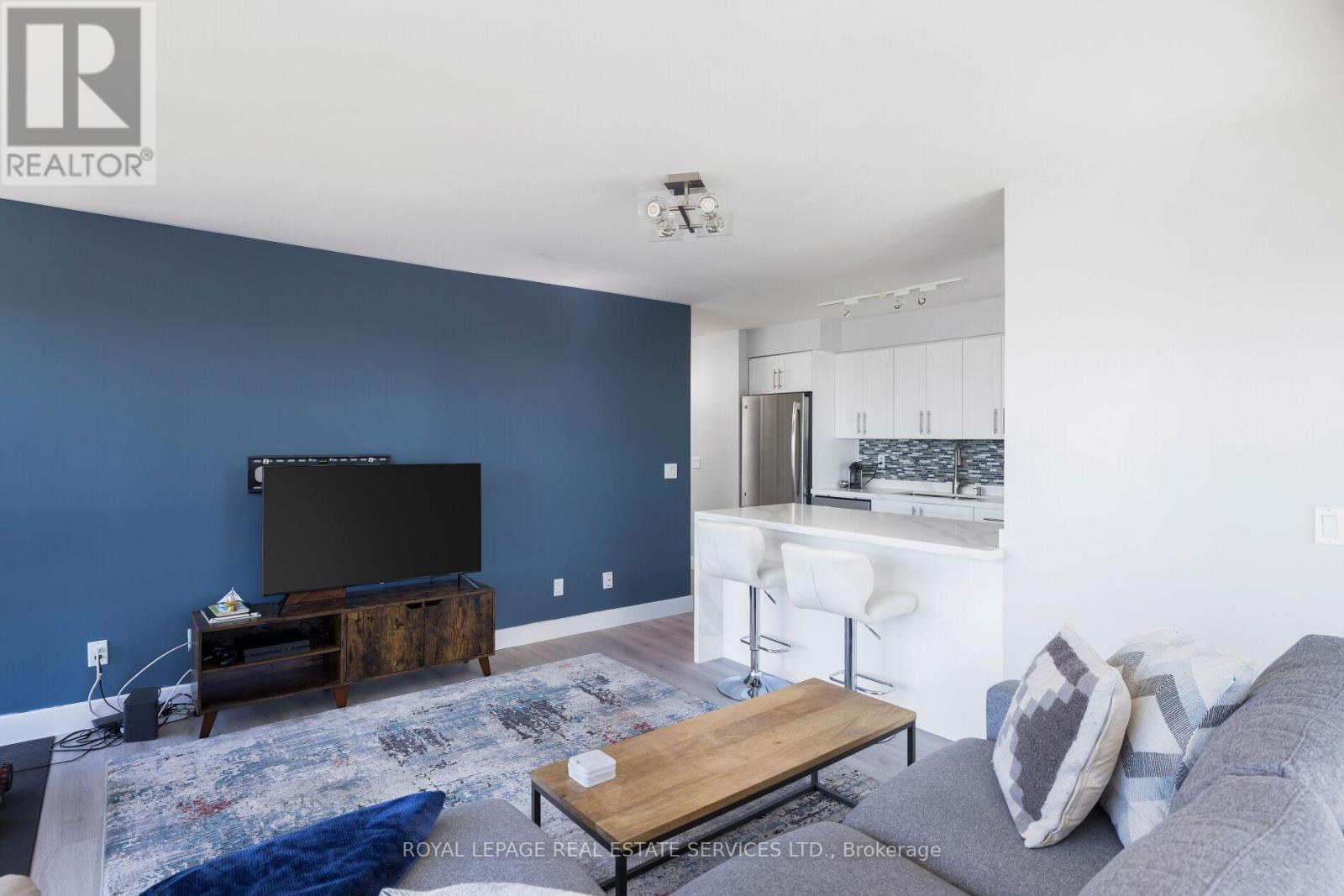 












1203 - 100 WESTERN BATTERY ROAD

,
Toronto,




Ontario
M6K3S2

