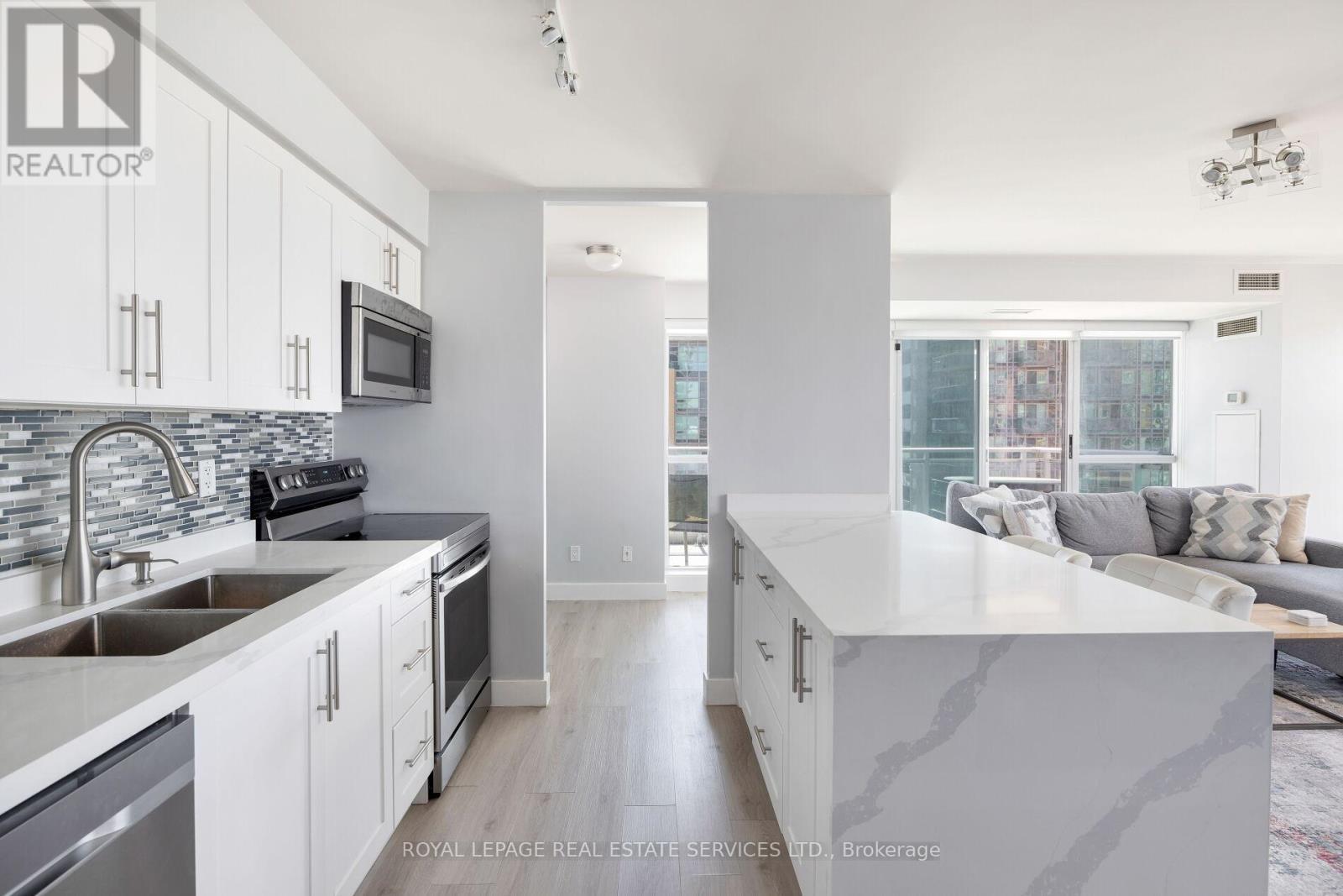 












1203 - 100 WESTERN BATTERY ROAD

,
Toronto,




Ontario
M6K3S2

