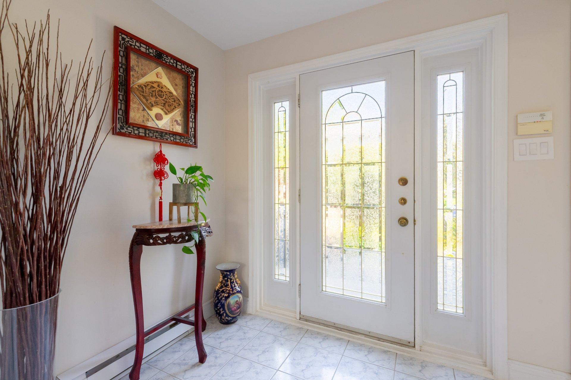 









8993


Crois. Richmond

,
Brossard,




QC
J4X2R9

