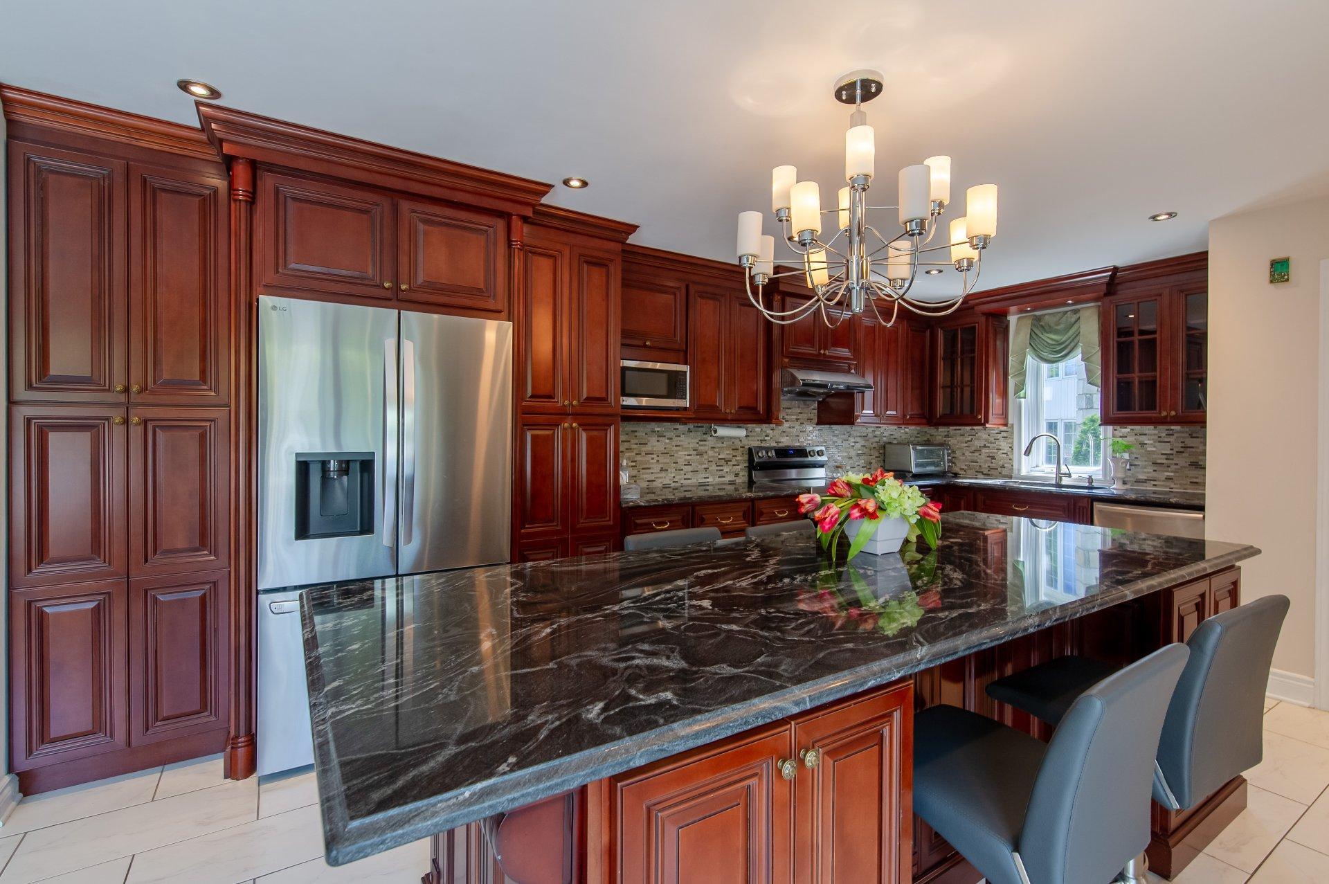 









8993


Crois. Richmond

,
Brossard,




QC
J4X2R9


