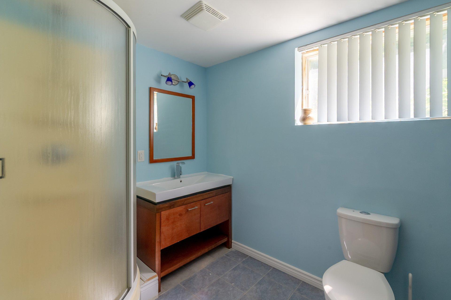 









8993


Crois. Richmond

,
Brossard,




QC
J4X2R9

