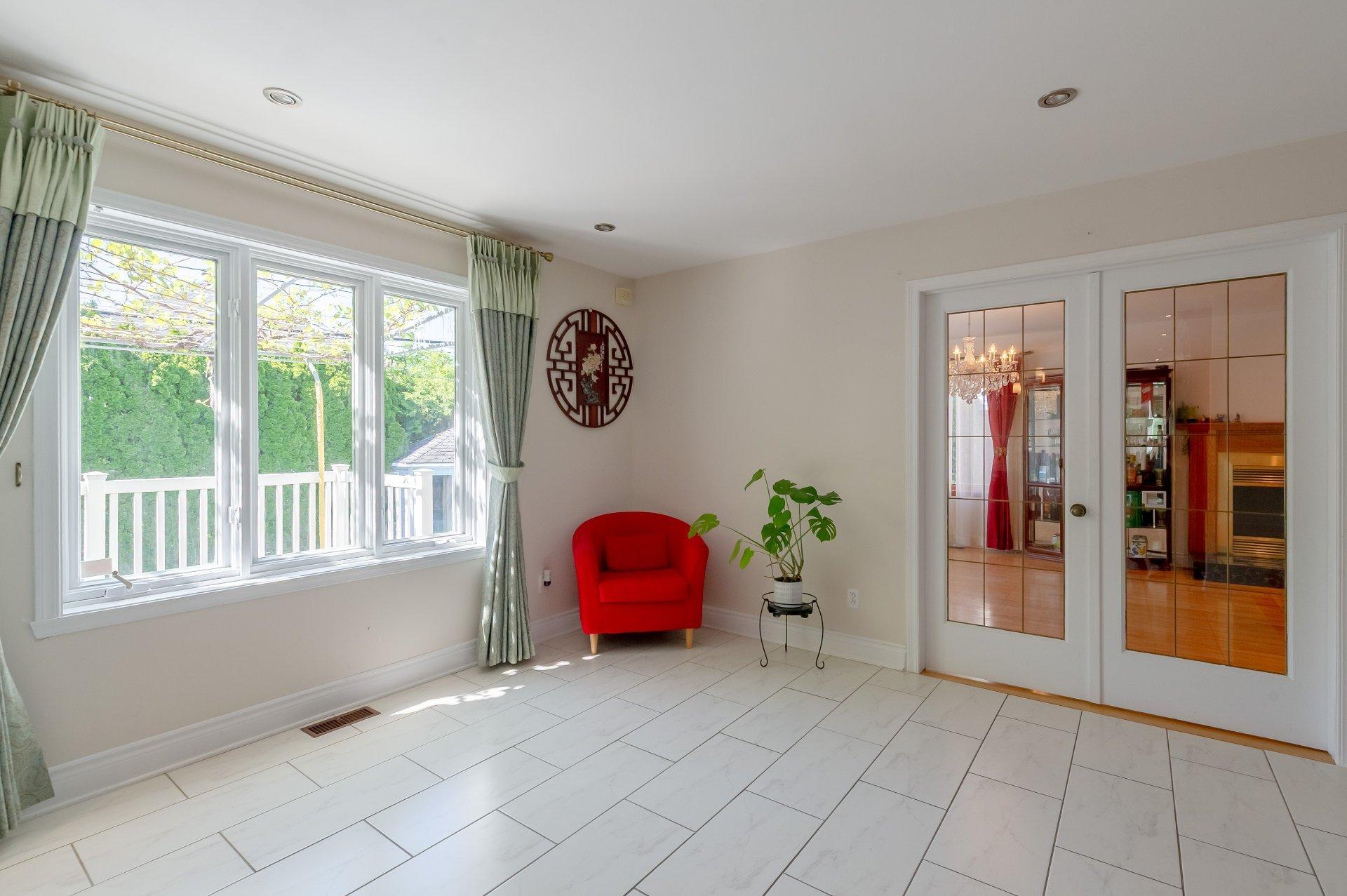 









8993


Crois. Richmond

,
Brossard,




QC
J4X2R9

