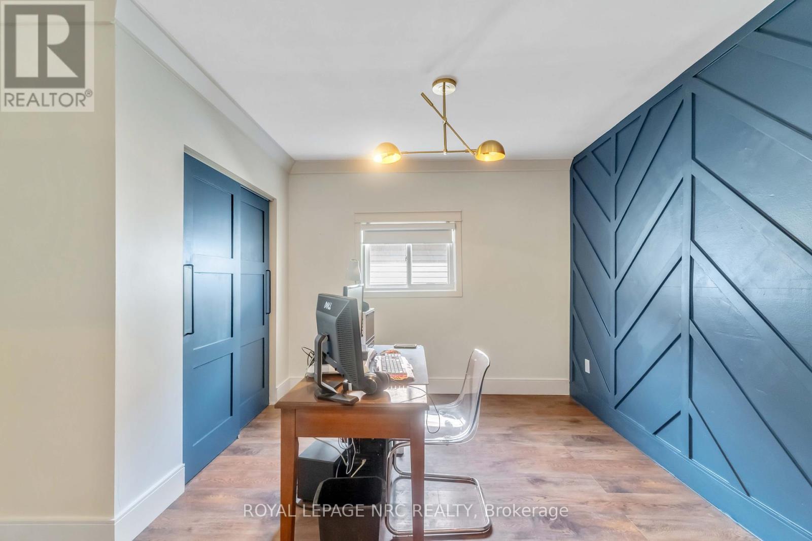 












44 GRANTHAM AVENUE S

,
St. Catharines (E. Chester),




Ontario
L2P3B4

