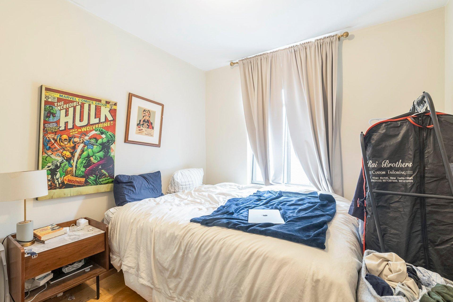 









3556


Rue St-Dominique

,
Montréal (Le Plateau-Mont-Royal),




QC
H2X2X4

