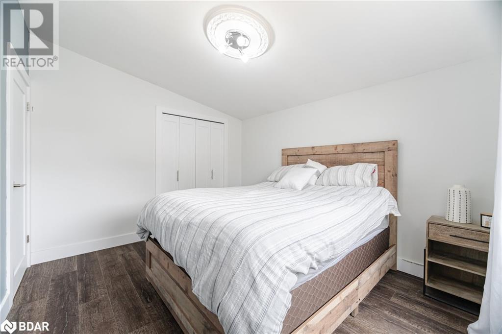 












61 LAWFIELD Drive

,
Hamilton,




Ontario
L8V4C6

