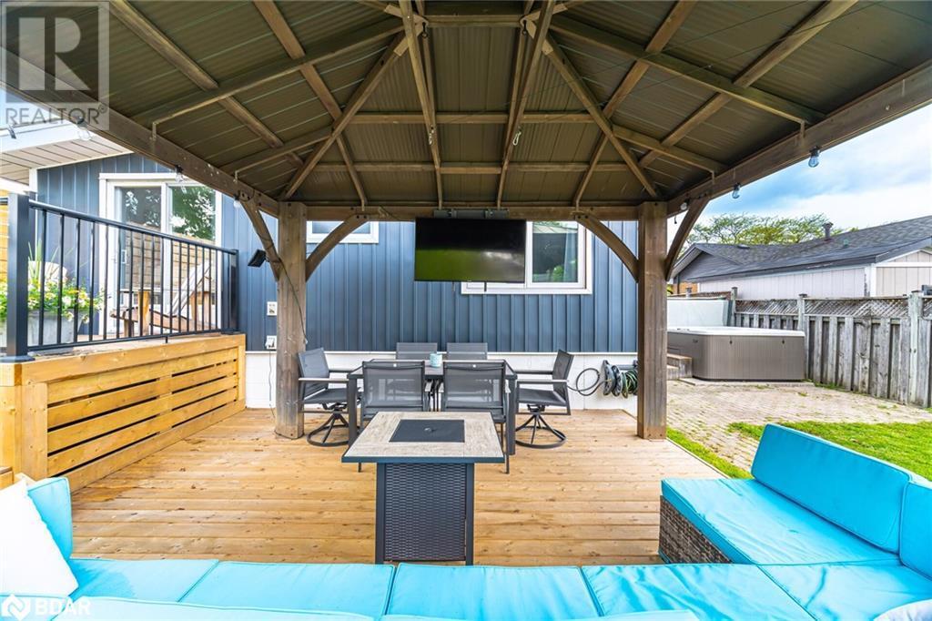 












61 LAWFIELD Drive

,
Hamilton,




Ontario
L8V4C6

