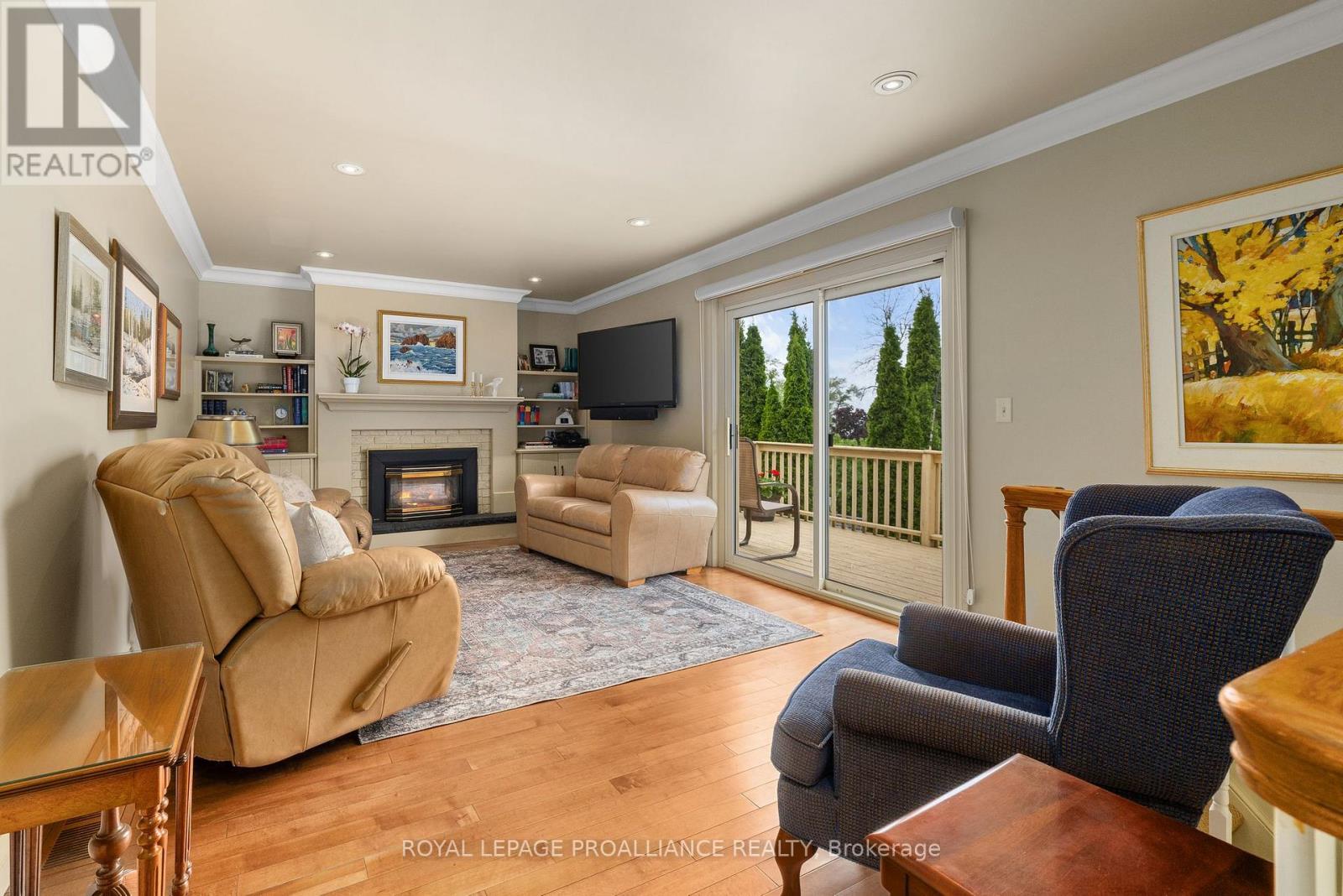 












3286 COUNTY ROAD 3

,
Prince Edward County (Ameliasburg Ward),




Ontario
K0K1L0

