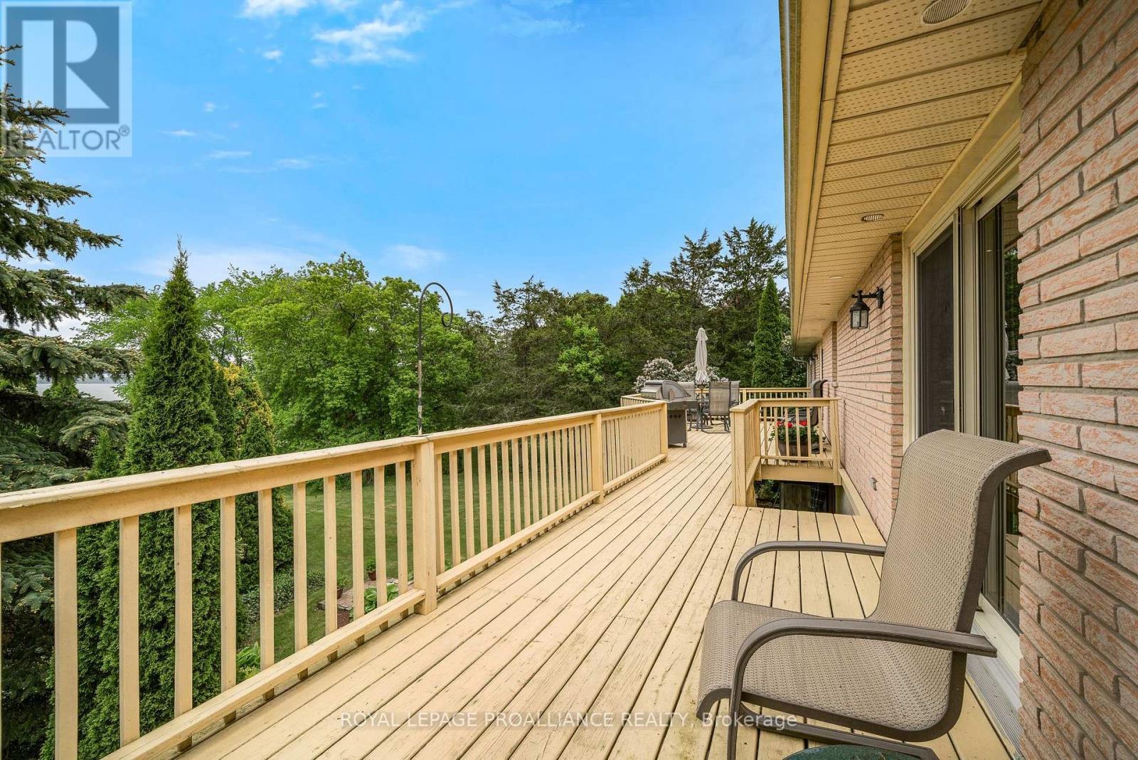 












3286 COUNTY ROAD 3

,
Prince Edward County (Ameliasburg Ward),




Ontario
K0K1L0

