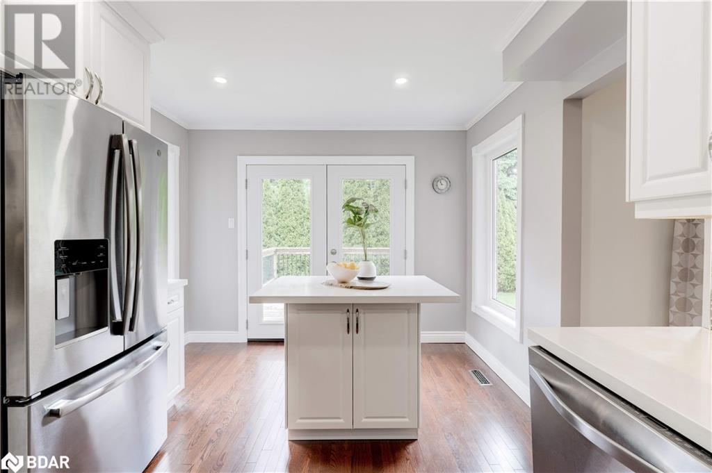 












3097 SWANSEA Drive

,
Oakville,




Ontario
L6L6H7

