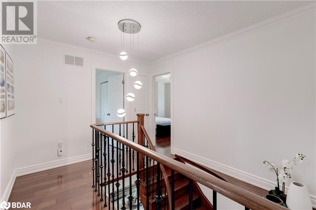 












3097 SWANSEA Drive

,
Oakville,




Ontario
L6L6H7

