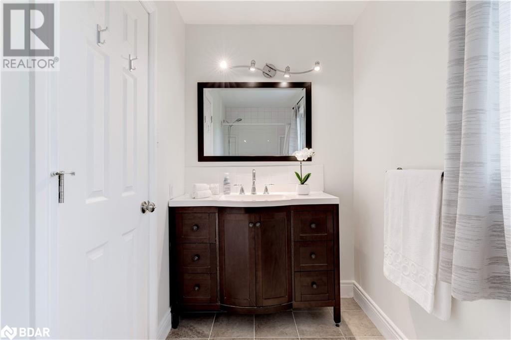 












3097 SWANSEA Drive

,
Oakville,




Ontario
L6L6H7

