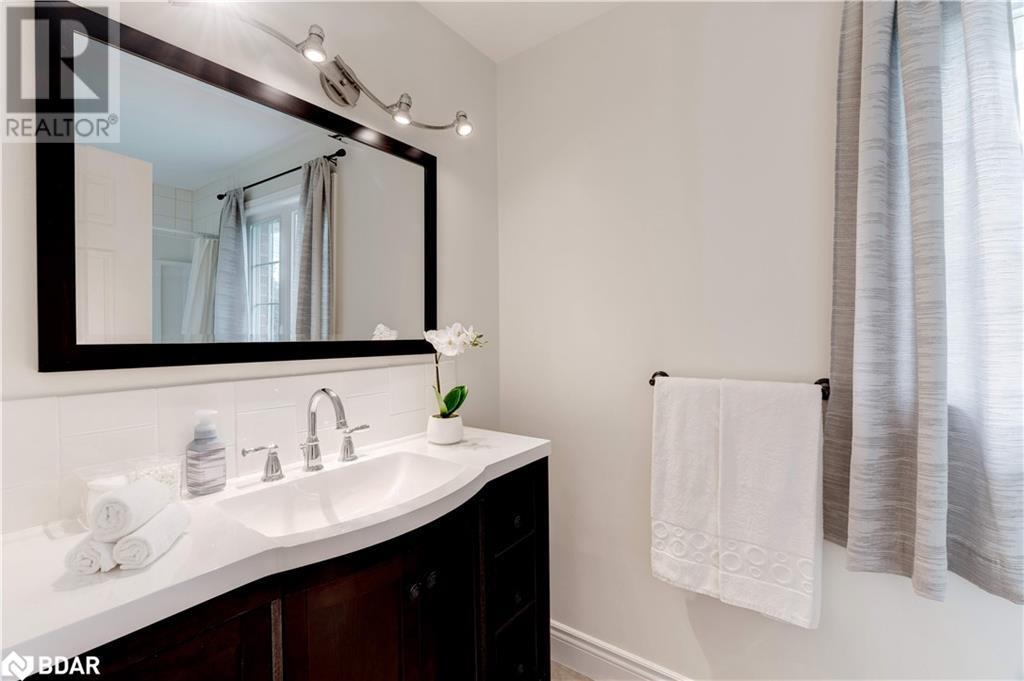 












3097 SWANSEA Drive

,
Oakville,




Ontario
L6L6H7

