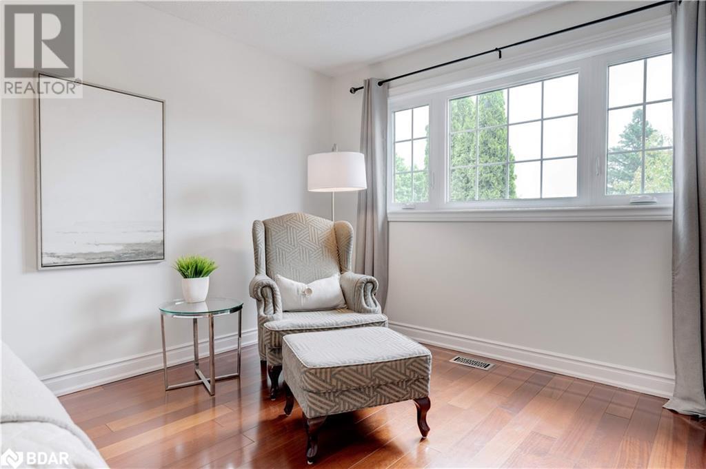 












3097 SWANSEA Drive

,
Oakville,




Ontario
L6L6H7

