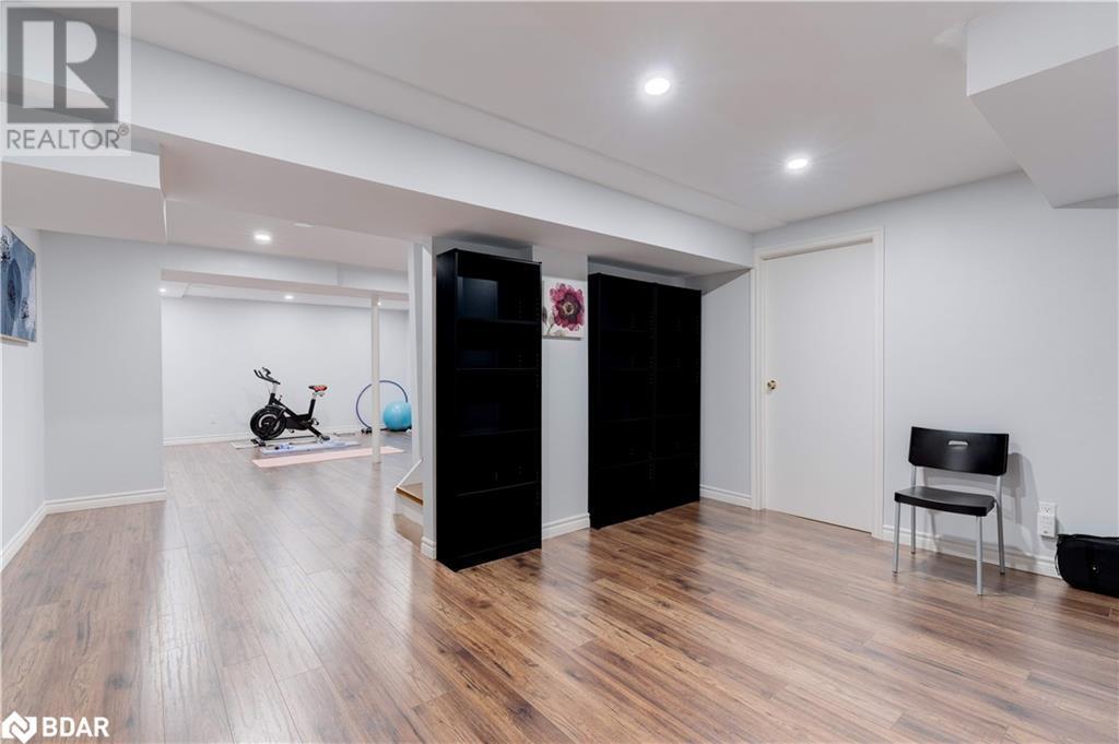 












3097 SWANSEA Drive

,
Oakville,




Ontario
L6L6H7

