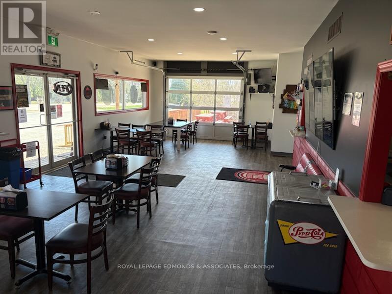 












13694 HWY 7

,
Carleton Place,




Ontario
K7C0C5

