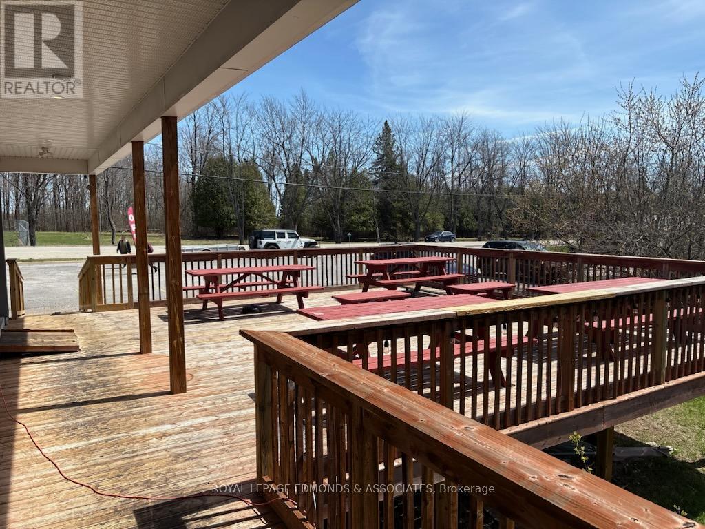 












13694 HWY 7

,
Carleton Place,




Ontario
K7C0C5

