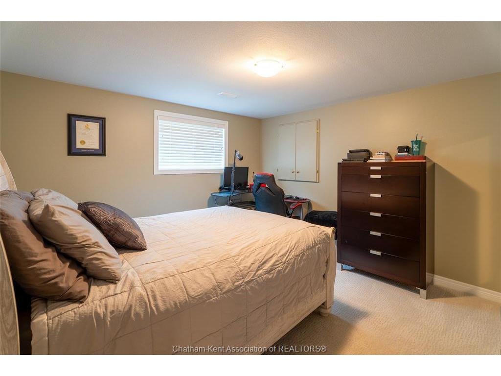 









433


Keil

Trail North,
Chatham,




ON
N7L 5R2

