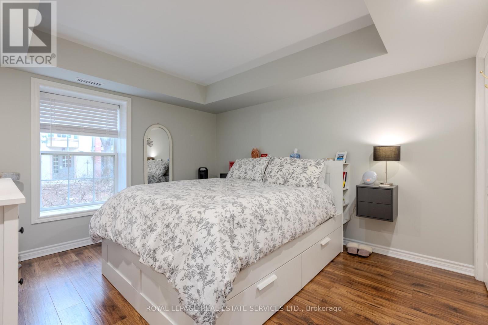 












107 - 4013 KILMER DRIVE

,
Burlington,




Ontario
L7M4M3

