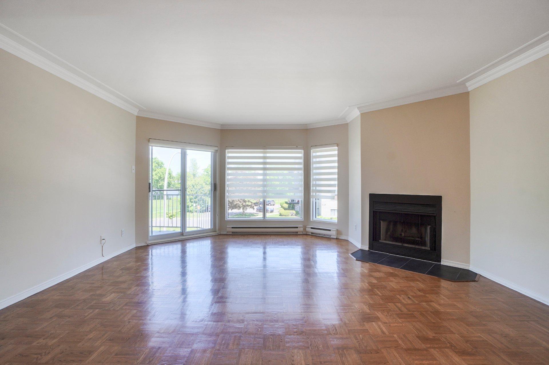 









5270


Rue Riviera

, 306,
Montréal (Pierrefonds-Roxboro),




QC
H8Z3H2

