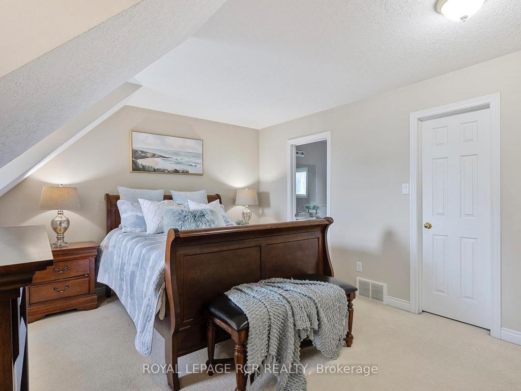 









69


Spencer

Avenue,
Orangeville,




ON
L9W 5E7

