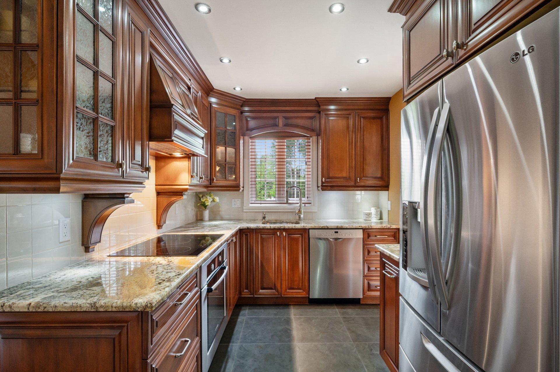 









1334


Rue des Peupliers

,
Mont-Saint-Hilaire,




QC
J3G2W3

