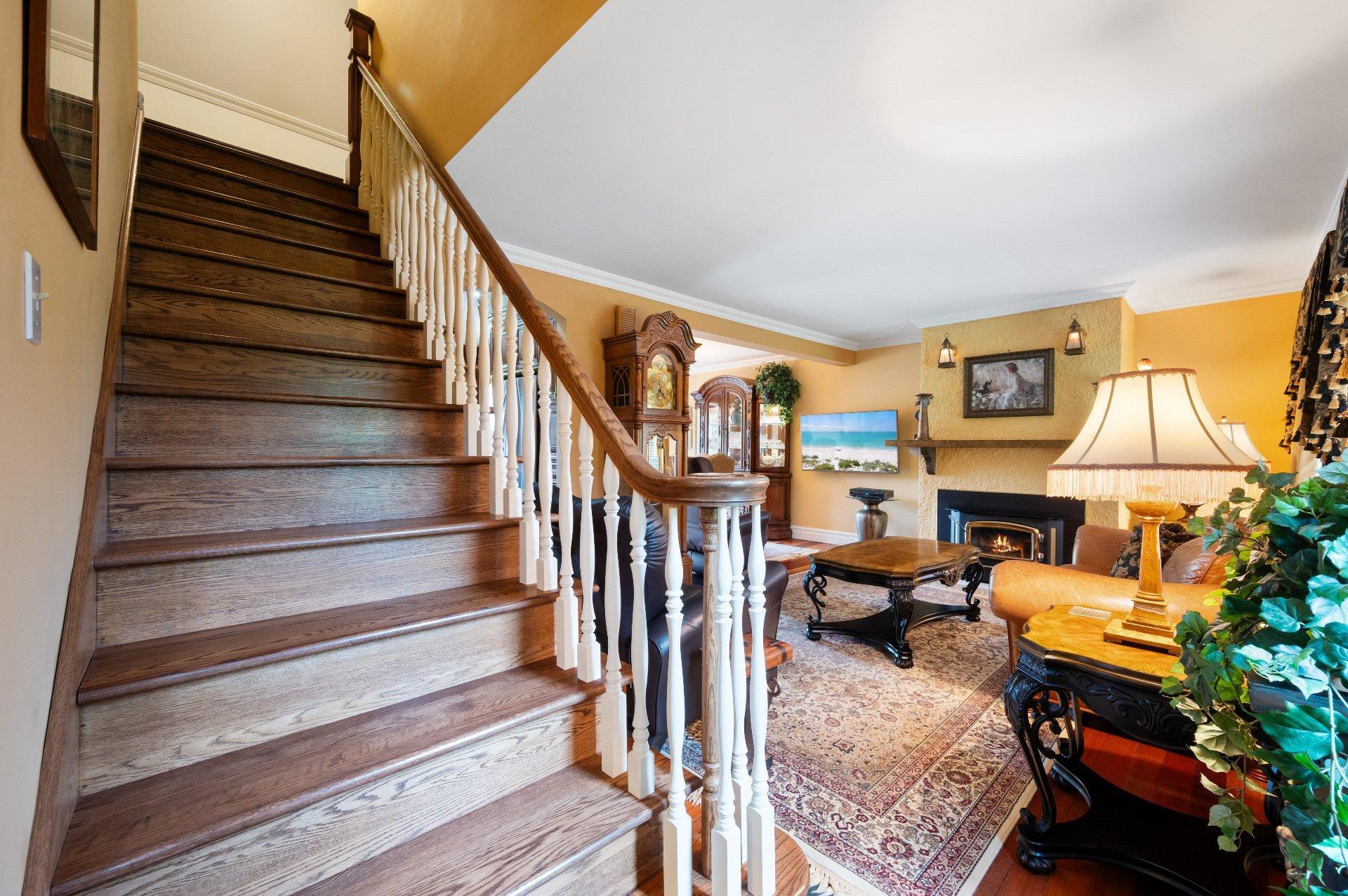 









1334


Rue des Peupliers

,
Mont-Saint-Hilaire,




QC
J3G2W3

