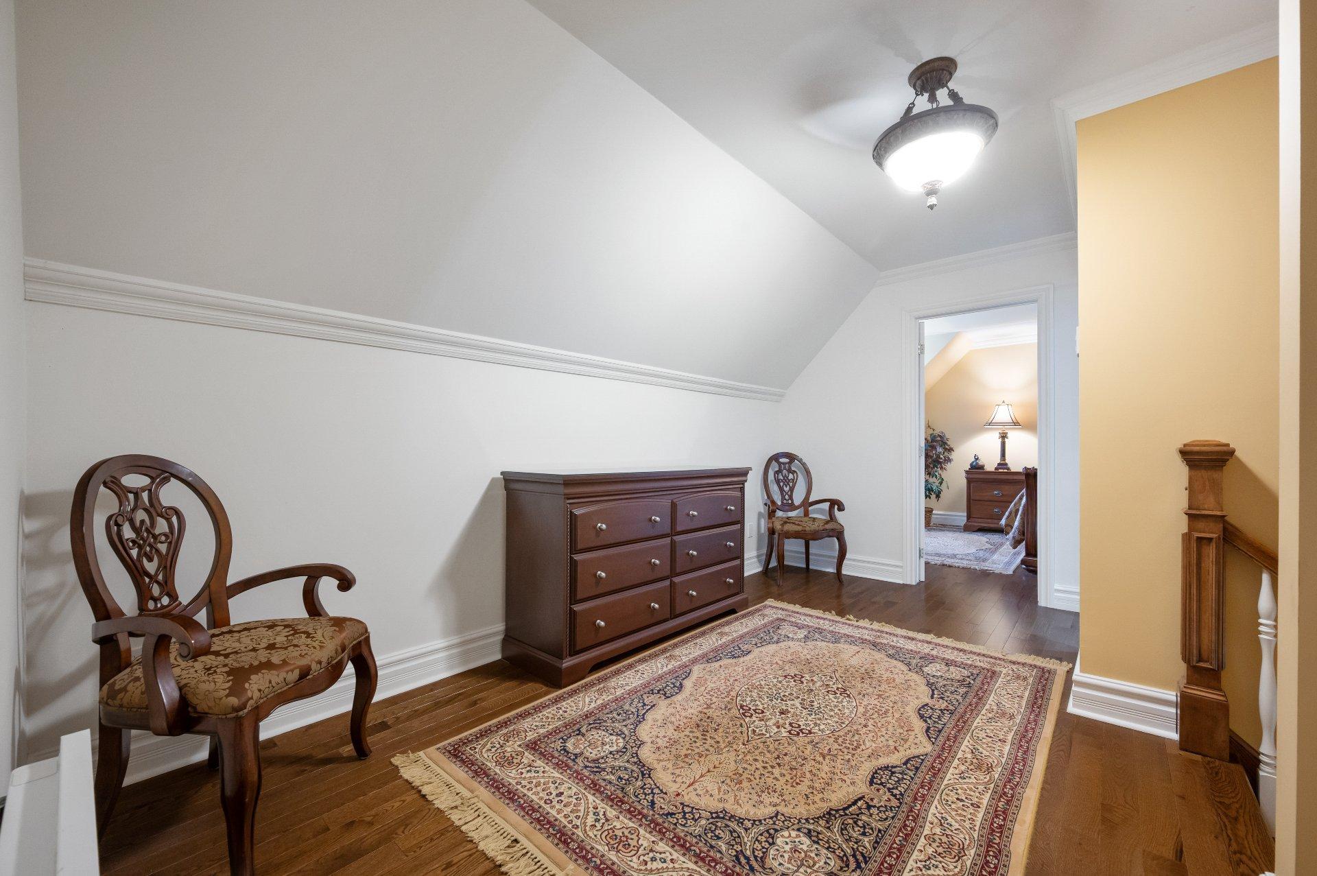 









1334


Rue des Peupliers

,
Mont-Saint-Hilaire,




QC
J3G2W3

